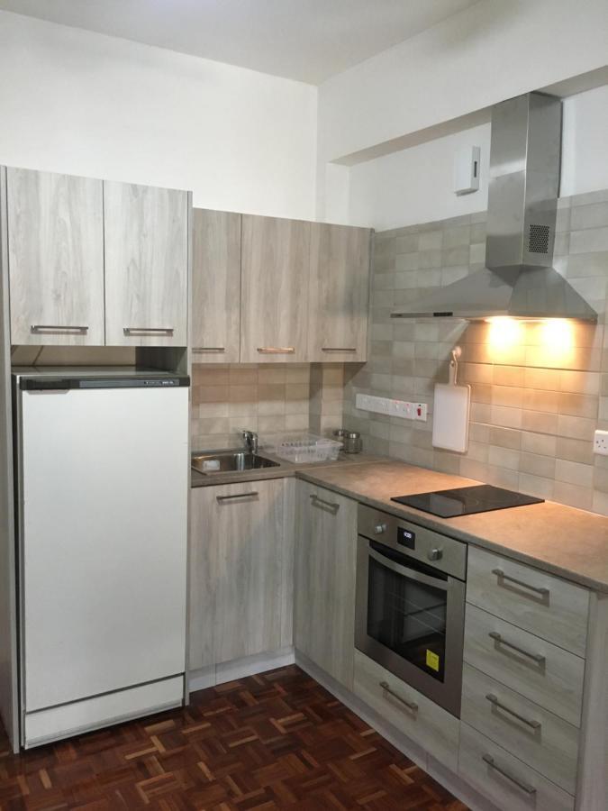 Larnaca Beach Apartment 1A Exterior foto