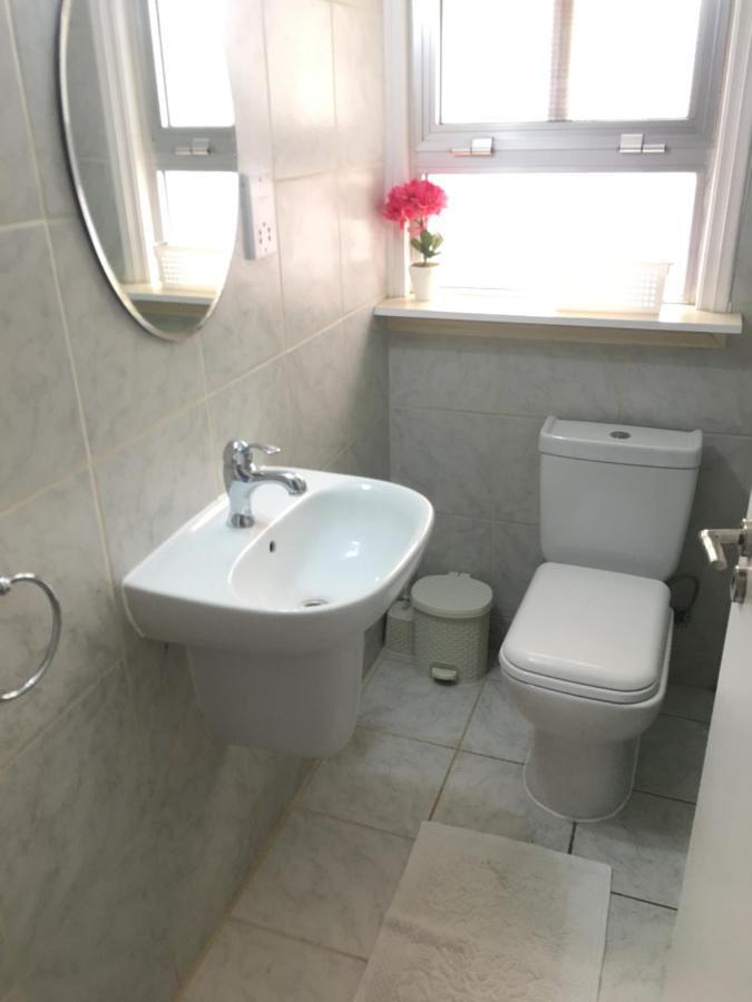 Larnaca Beach Apartment 1A Exterior foto